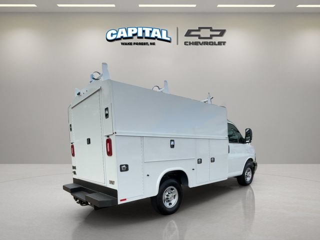 New 2025 Chevrolet Express 3500 w/ Power Convenience Package RWD image 5