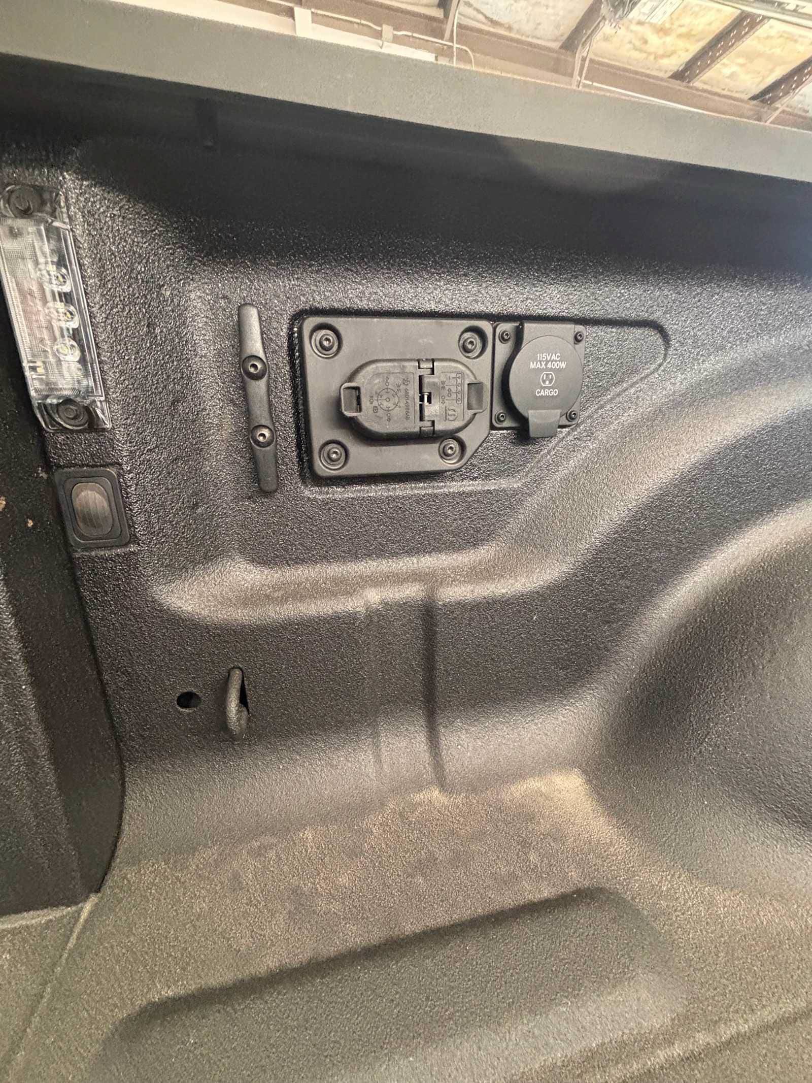 New 2026 RAM 2500 Laramie w/ Night Edition AWD/4WD image 10
