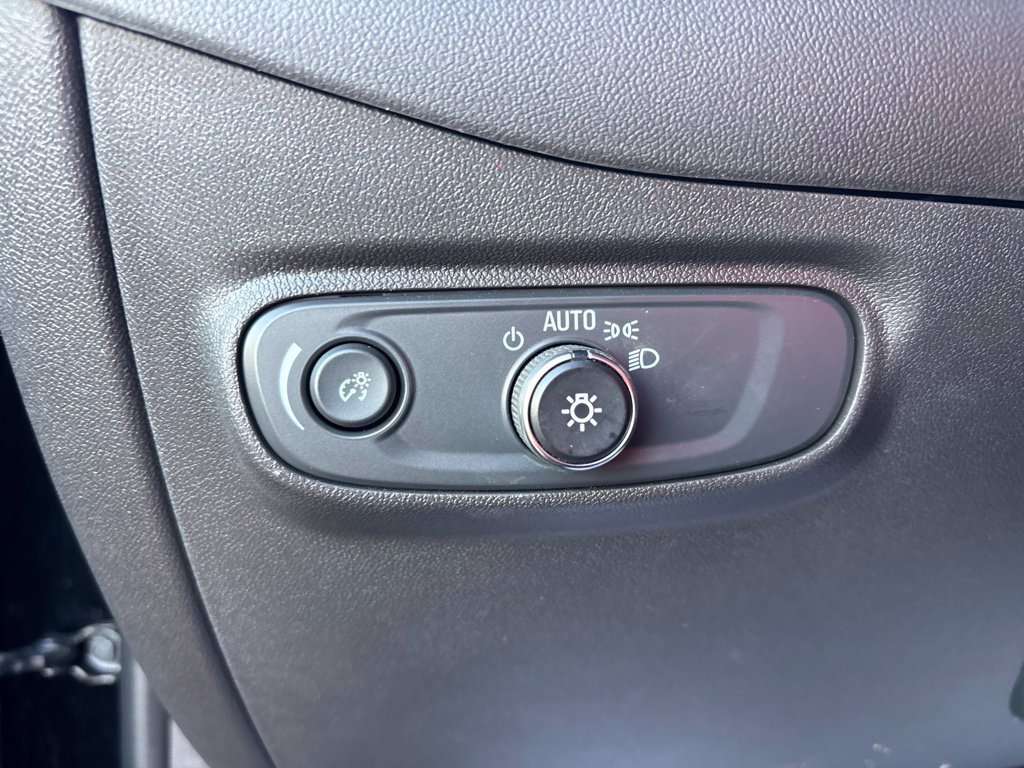Used 2024 Chevrolet Equinox LT FWD image 15
