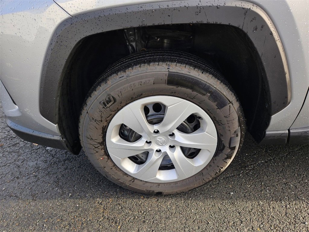 Certified 2025 Toyota RAV4 LE image 26