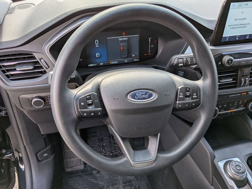Used 2025 Ford Escape Active AWD/4WD image 18