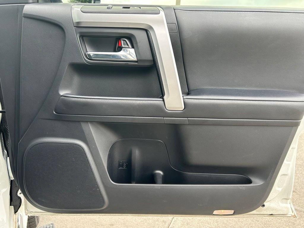 Used 2023 Toyota 4Runner Limited AWD/4WD image 31