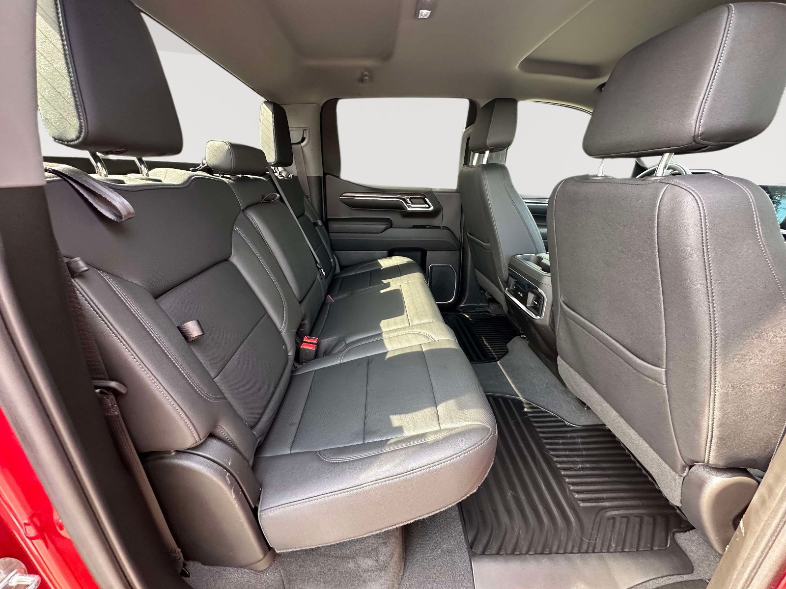 Used 2023 Chevrolet Silverado 1500 LTZ AWD/4WD image 29