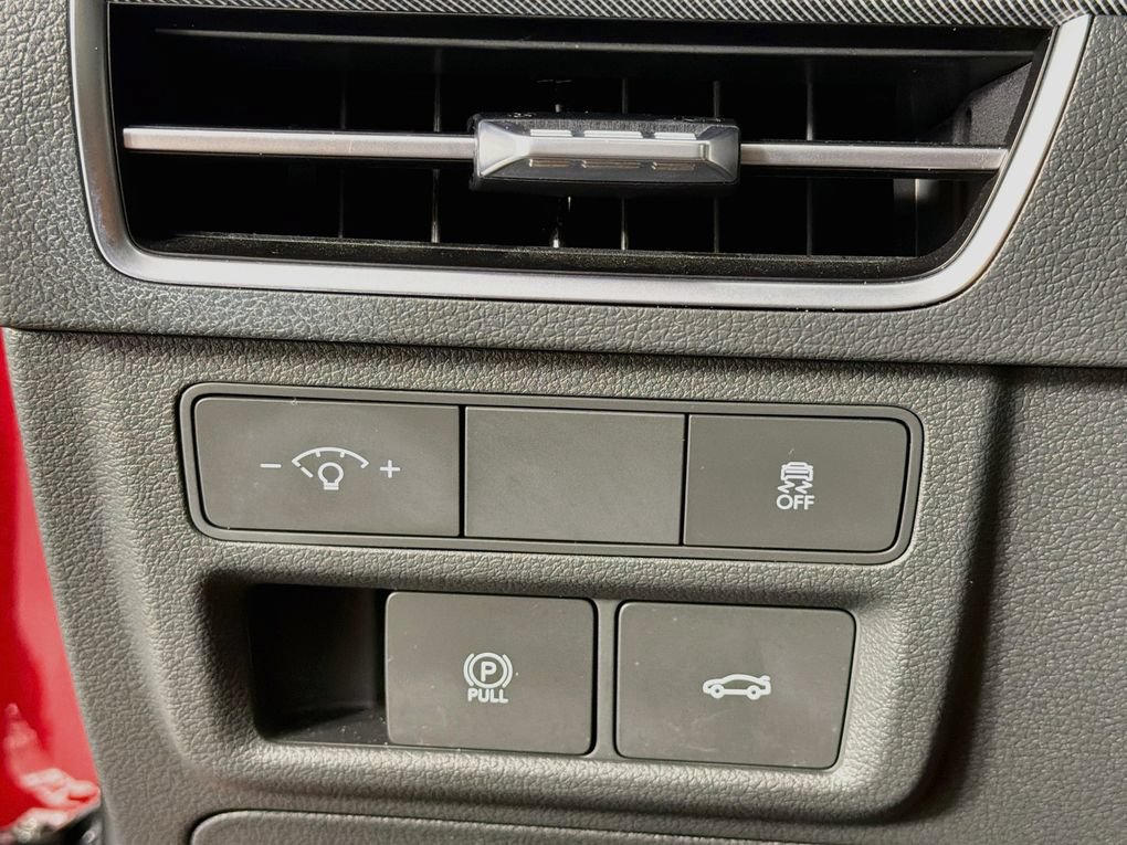 Used 2025 Hyundai Sonata SEL FWD image 15