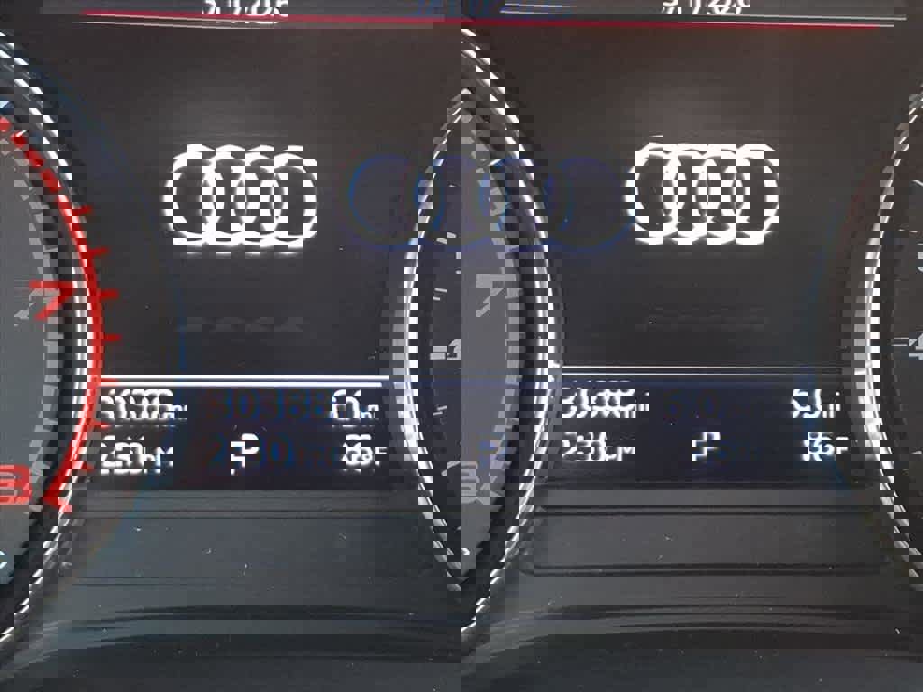 Used 2022 Audi A4 2.0T Premium w/ Convenience Package image 12