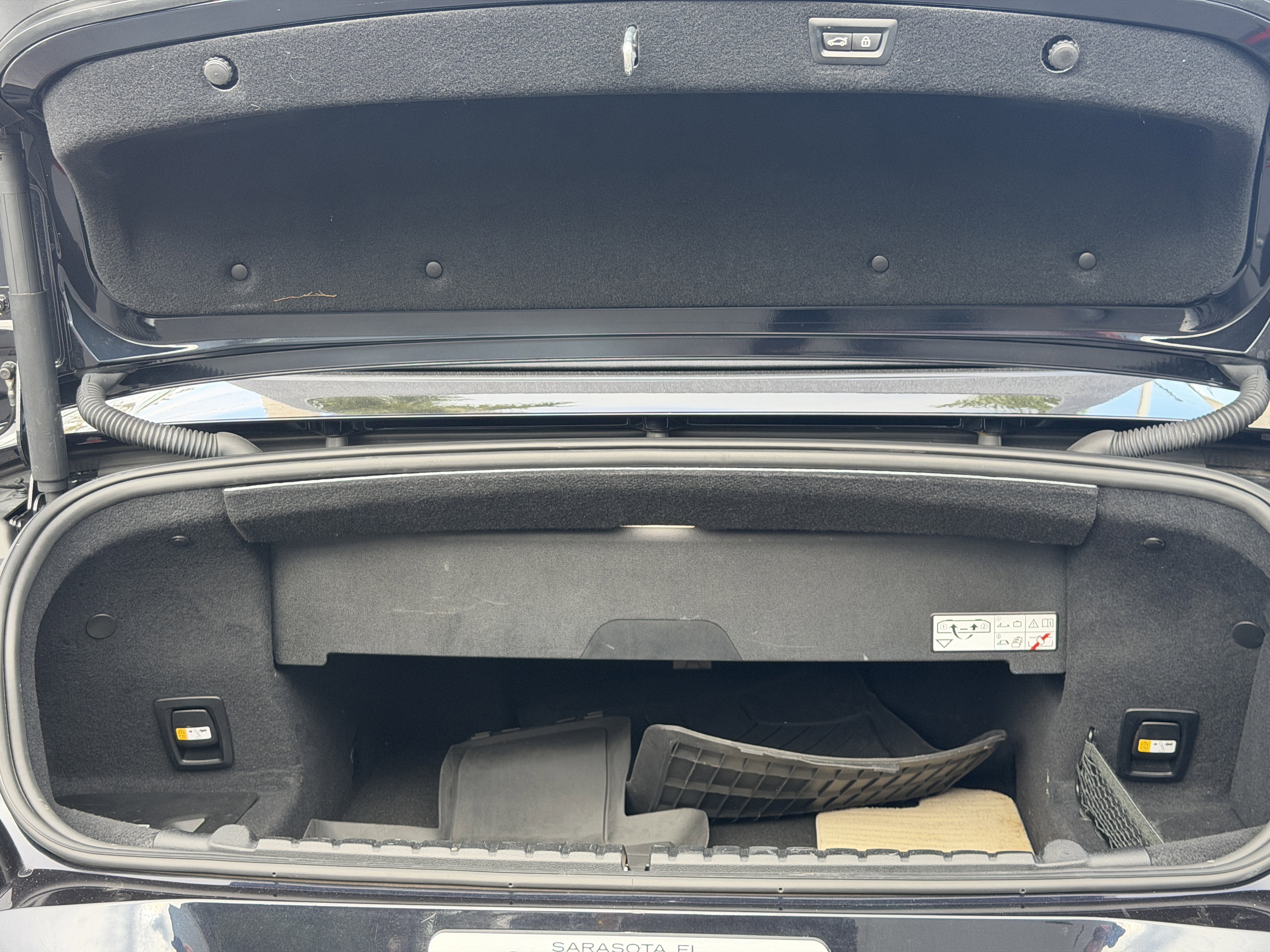 Used 2019 BMW M850i xDrive Convertible image 10