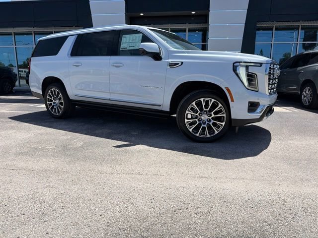 New 2026 GMC Yukon XL Denali w/ Denali Reserve Package AWD/4WD image 2