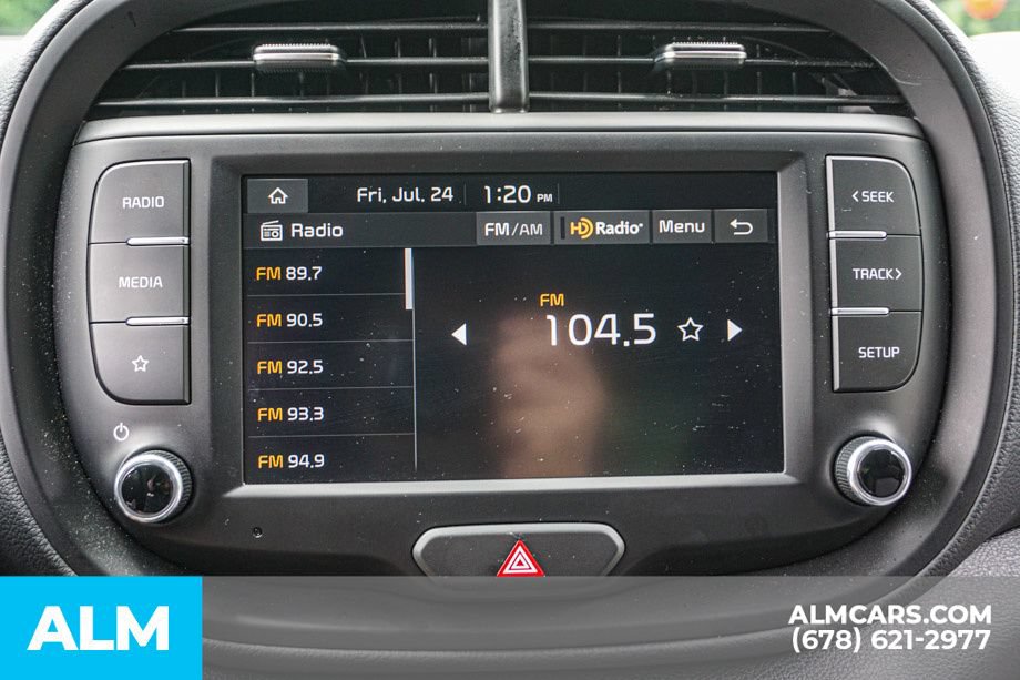 Used 2025 Kia Soul LX w/ LX Technology Package FWD image 37