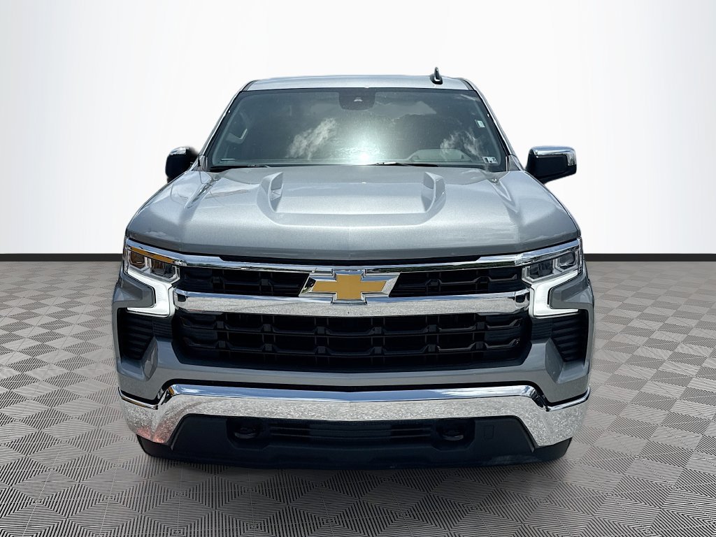 Used 2026 Chevrolet Silverado 1500 LT AWD/4WD image 2