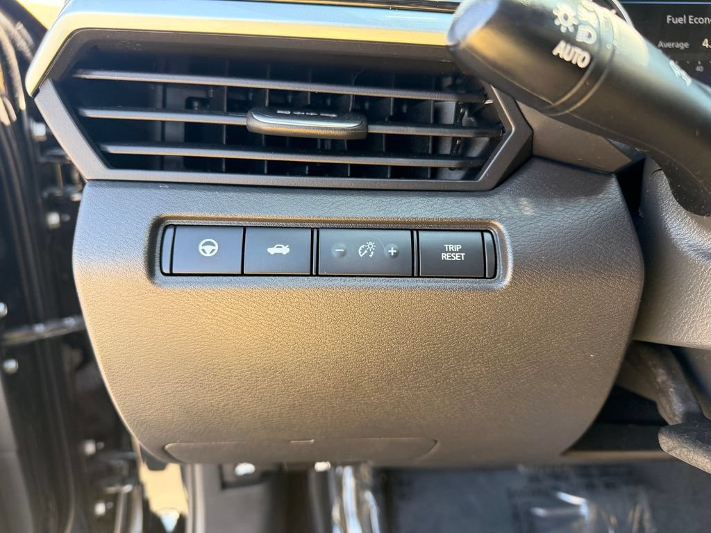 Used 2023 Nissan Altima 2.0 SR FWD image 24
