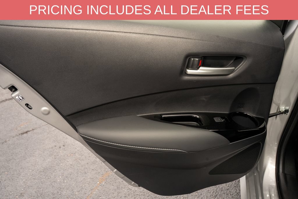 Used 2026 Toyota Corolla SE FWD image 9