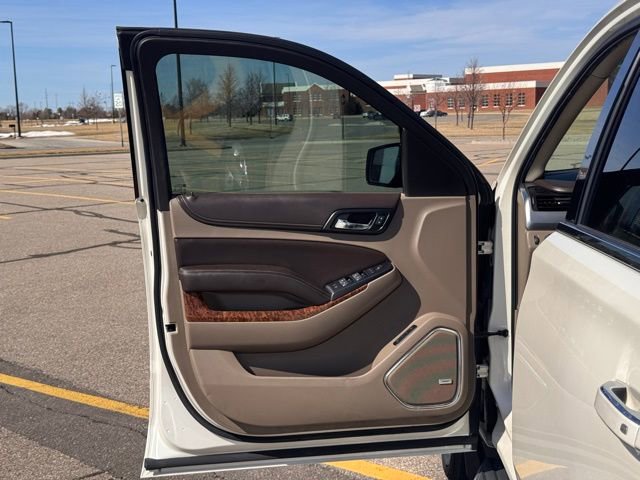 Used 2015 Chevrolet Suburban LTZ AWD/4WD image 4