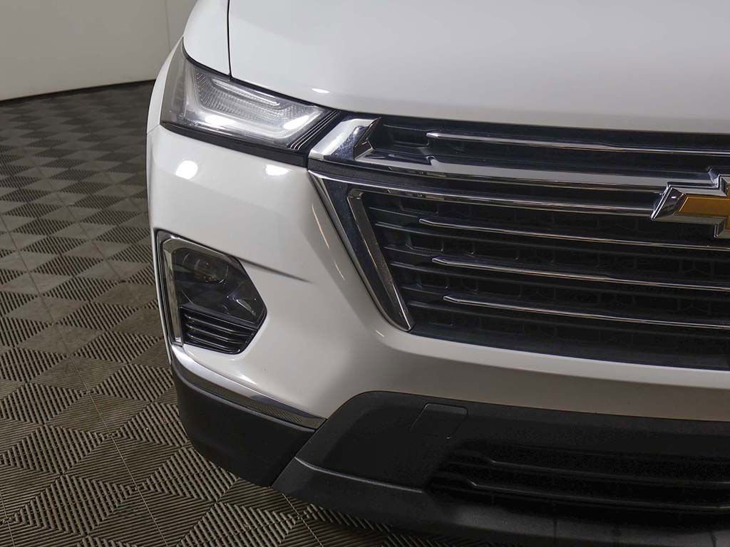 Used 2023 Chevrolet Traverse LT w/ LPO, Floor Liner Package AWD/4WD image 12