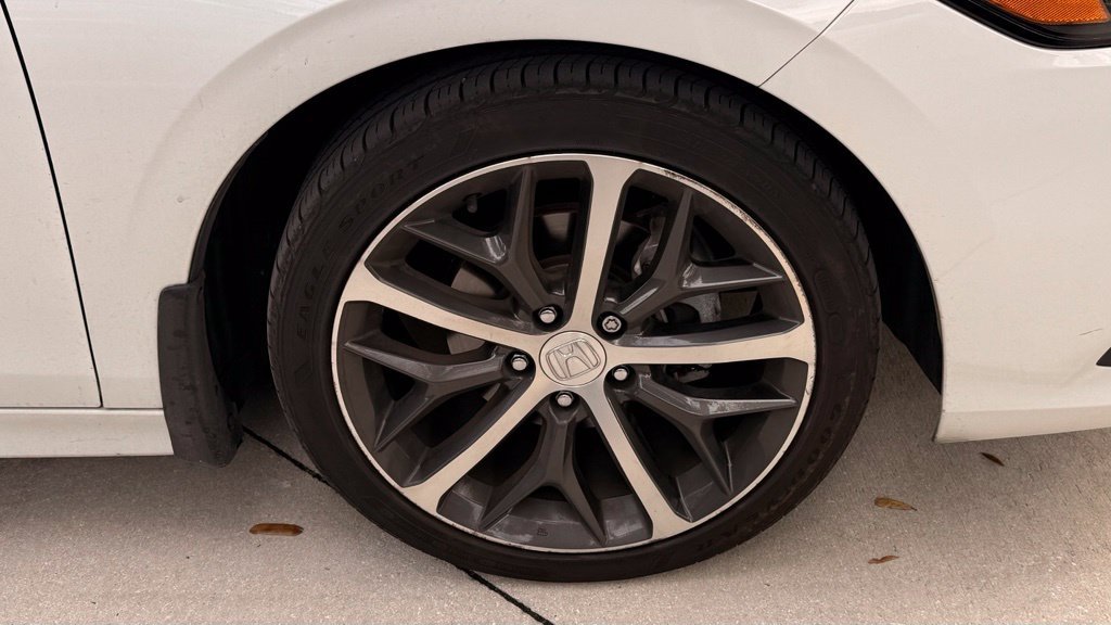 Used 2024 Honda Civic Touring image 5