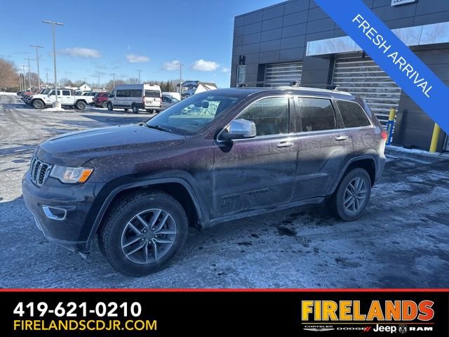 Used 2020 Jeep Grand Cherokee Limited w/ Trailer Tow Group IV image 11