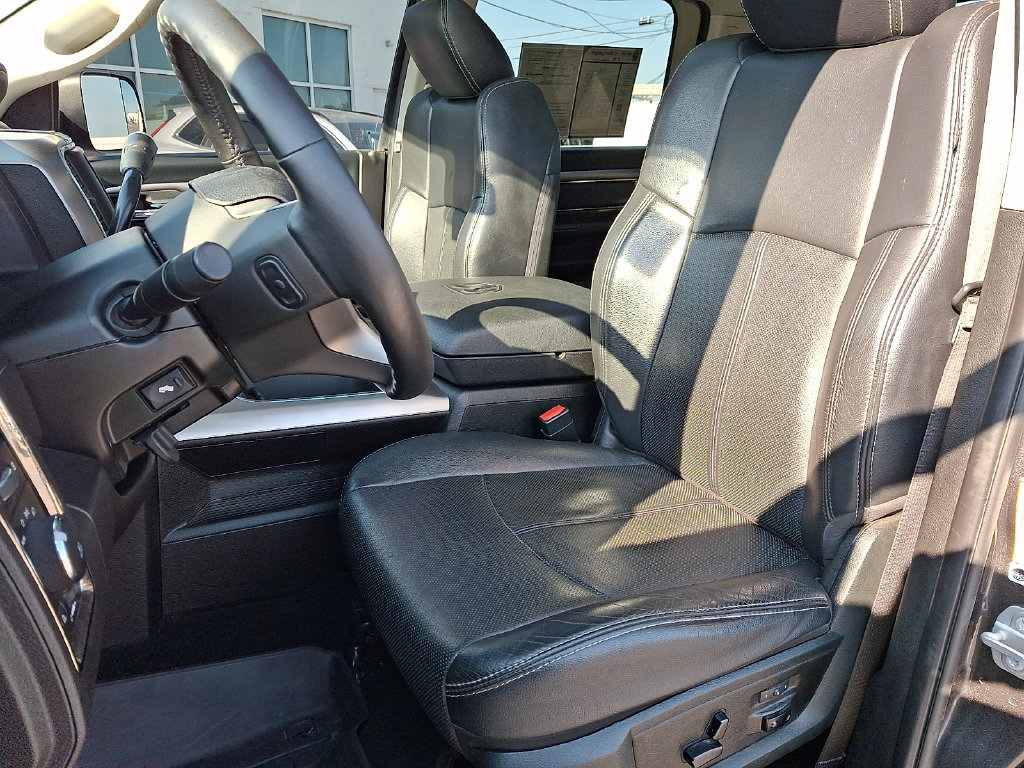 Used 2018 RAM 3500 Laramie w/ Sport Appearance Group AWD/4WD image 16