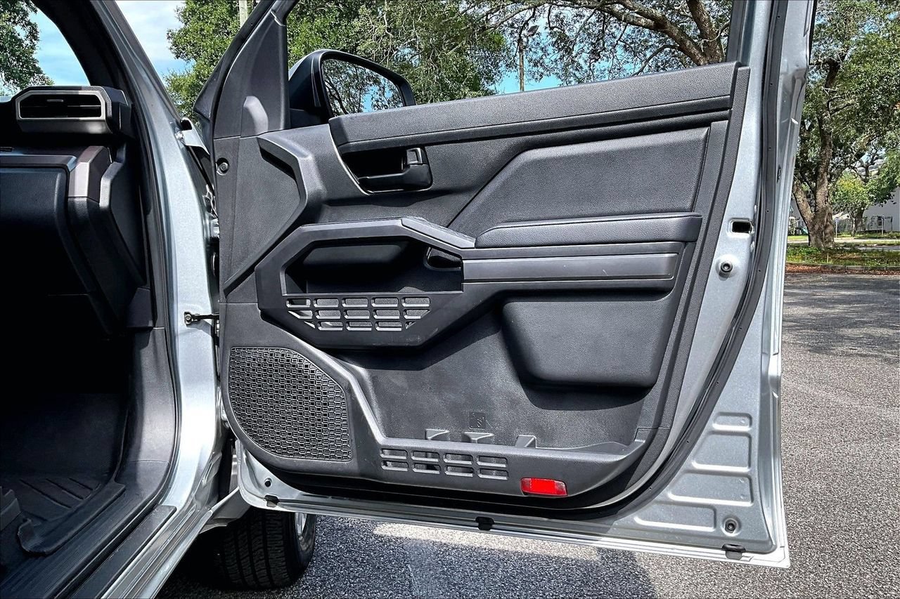 Used 2025 Toyota Tacoma SR5 RWD image 27