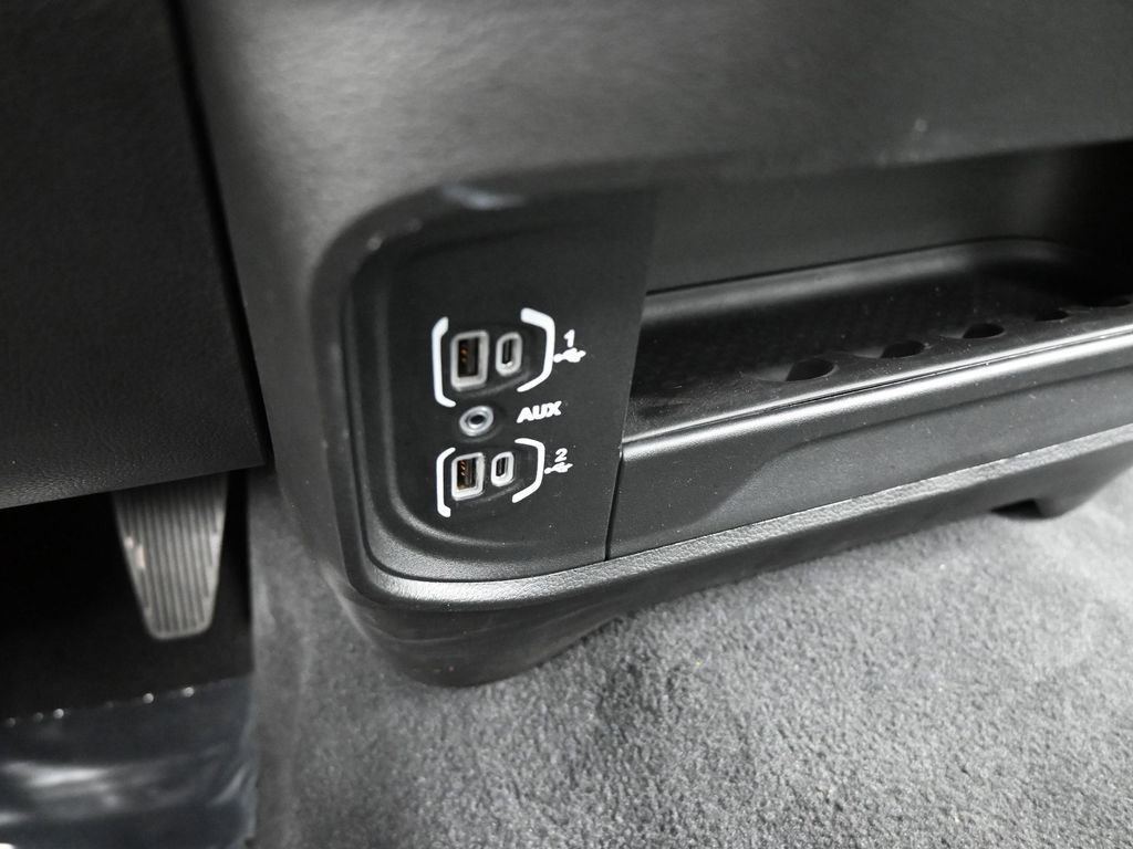 Used 2024 RAM 2500 Big Horn image 27