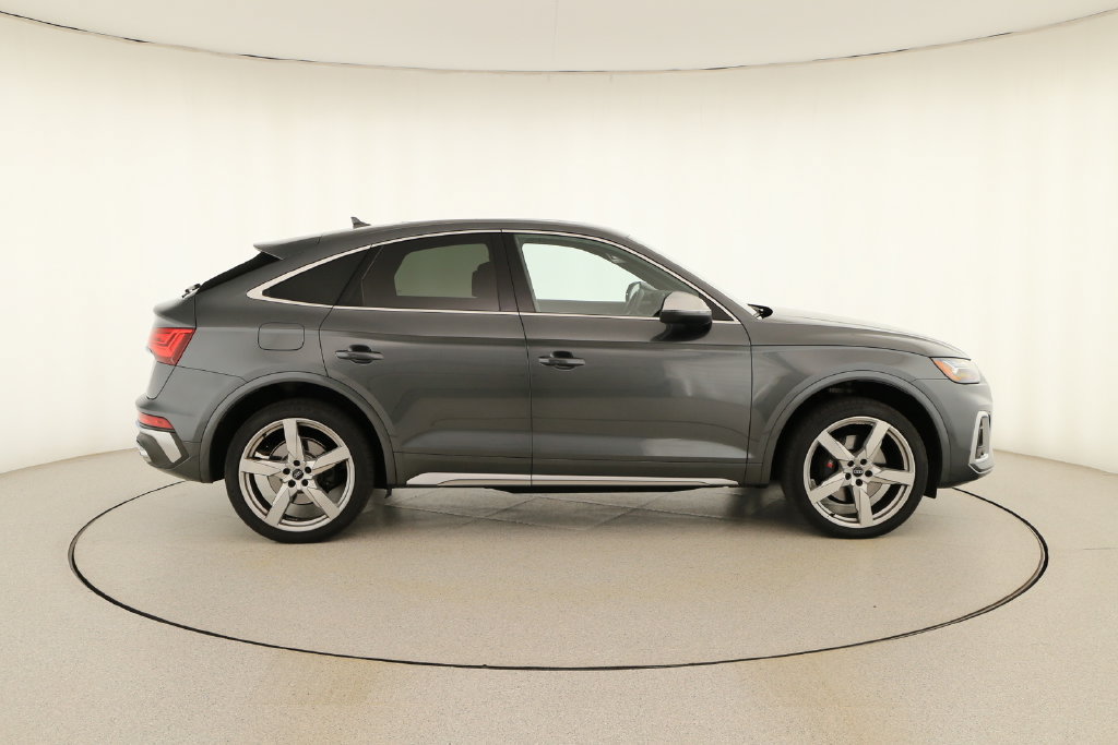 Certified 2022 Audi SQ5 Premium w/ Convenience Package AWD/4WD image 8