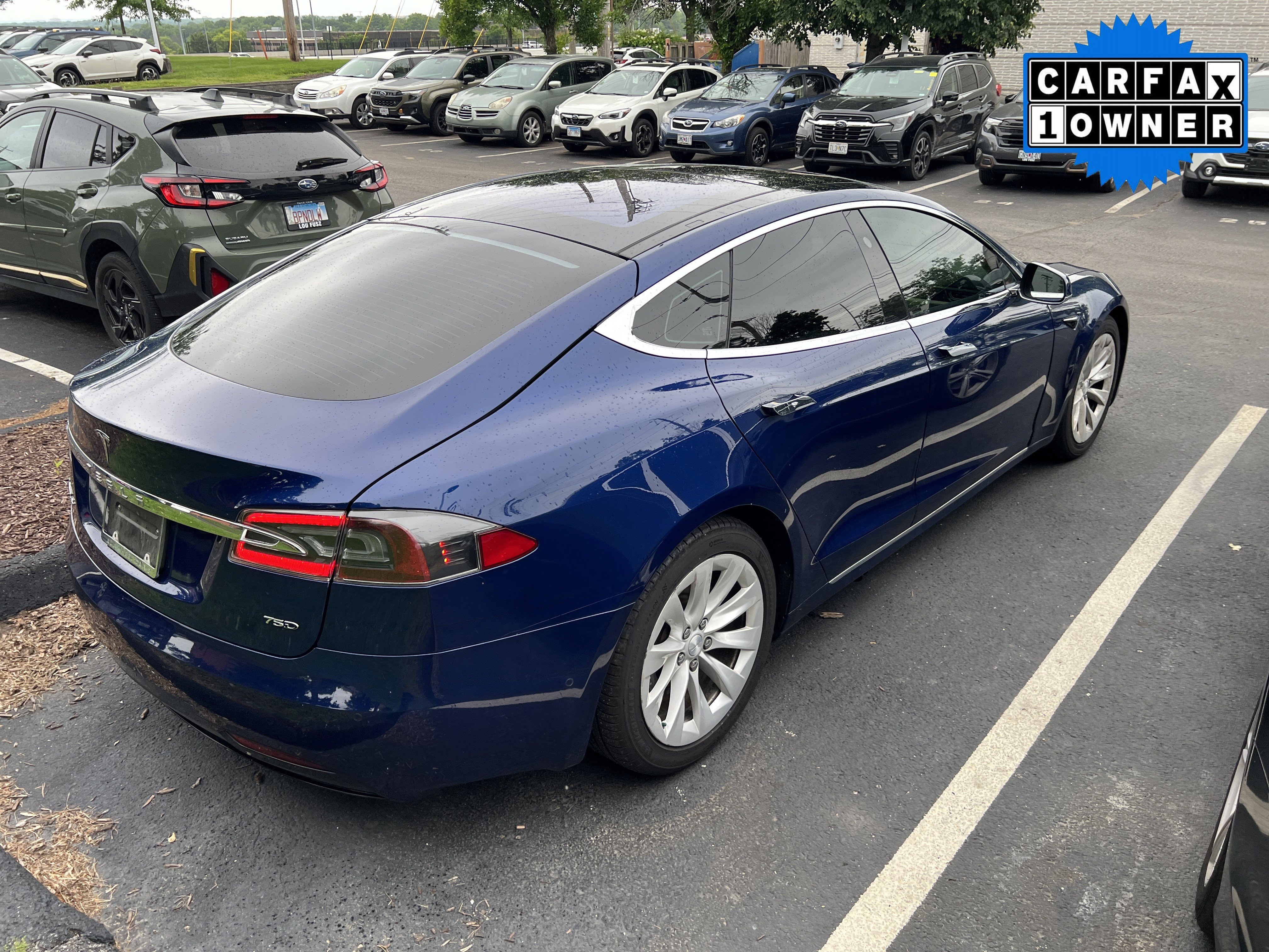Used 2017 Tesla Model S 75D AWD/4WD image 4