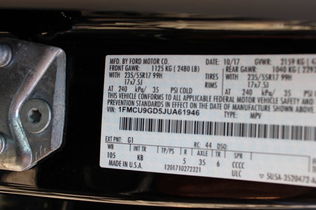 Used 2018 Ford Escape SE w/ SE Sync 3 Package AWD/4WD image 41