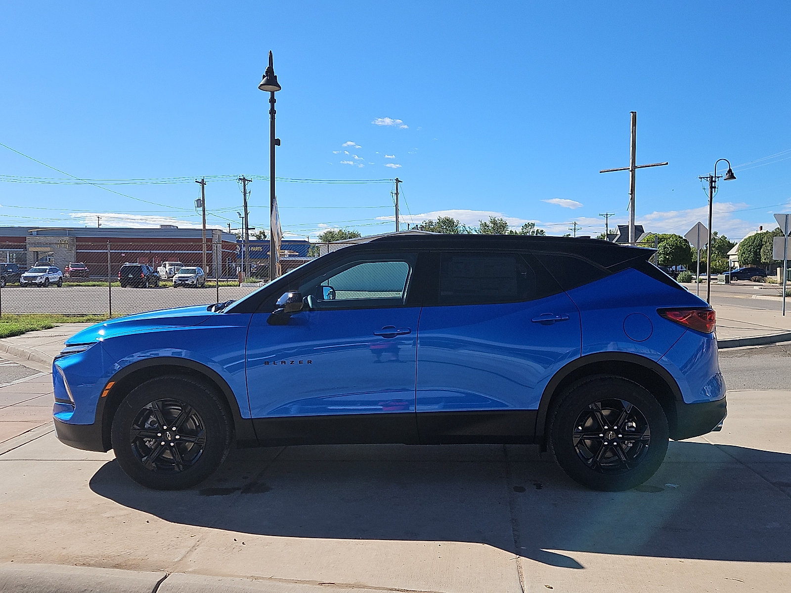 New 2026 Chevrolet Blazer LT w/ Midnight/Sport Edition FWD image 2