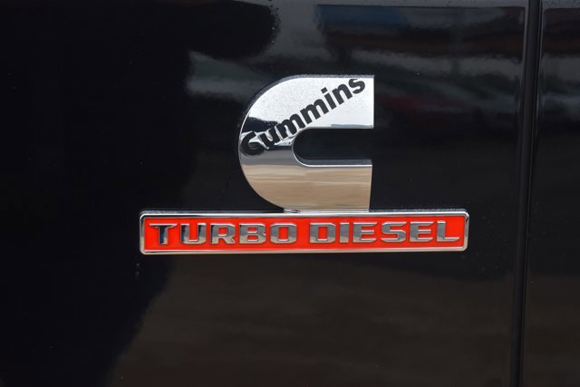 Used 2024 RAM 3500 Laramie image 13