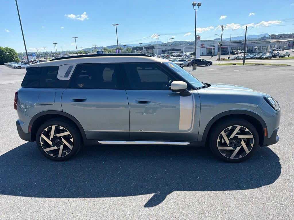 Used 2025 MINI Cooper Countryman S w/ Comfort Package Max AWD/4WD image 6