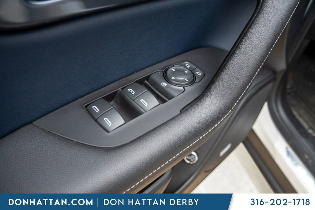 Used 2023 Chevrolet Blazer RS w/ Driver Confidence II Package image 19