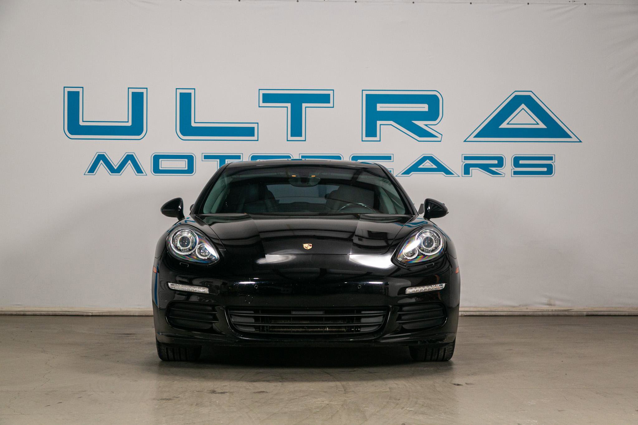 Used 2015 Porsche Panamera 4dr HB 4 image 5