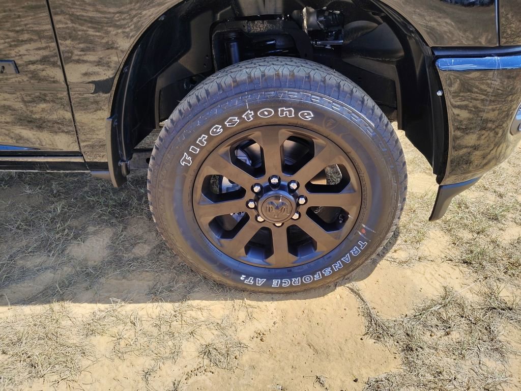 New 2025 RAM 2500 Big Horn AWD/4WD image 16