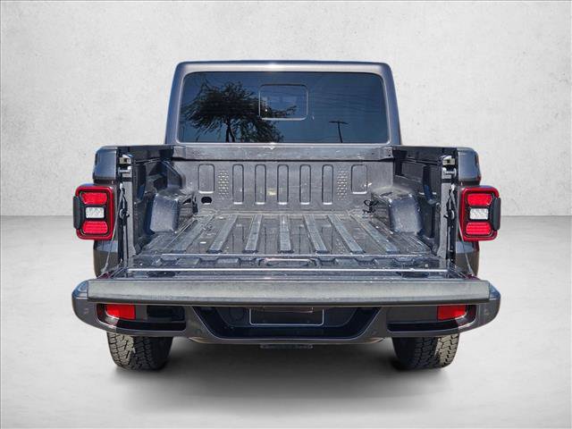 Used 2021 Jeep Gladiator Overland AWD/4WD image 6