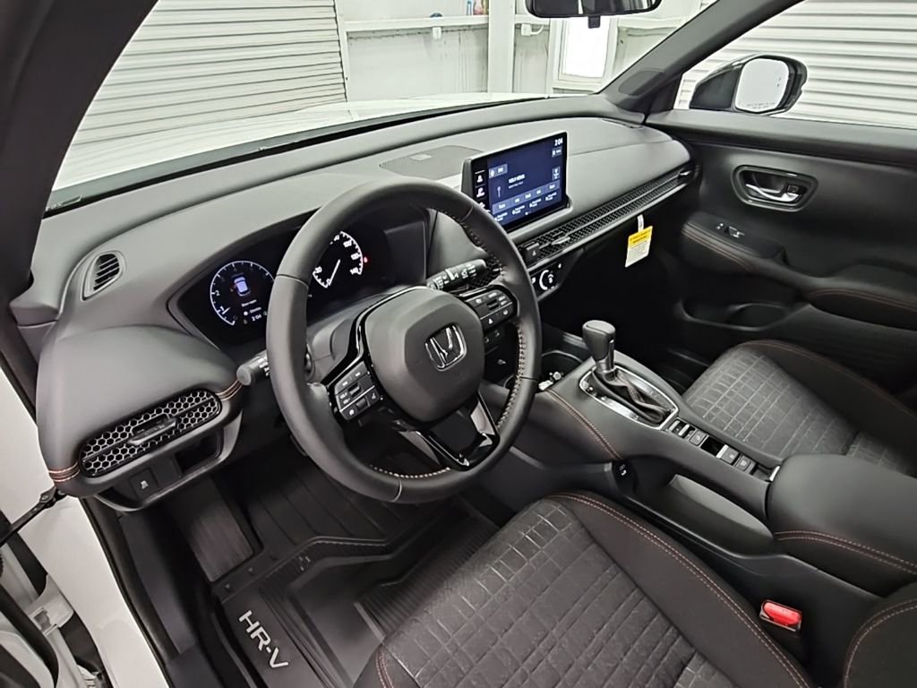 New 2026 Honda HR-V Sport image 11