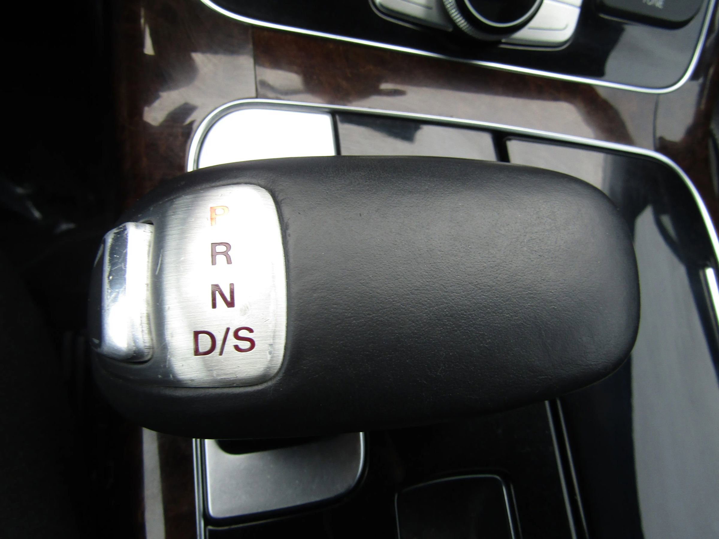 Used 2015 Audi A8 L 4.0T w/ Premium Package AWD/4WD image 30