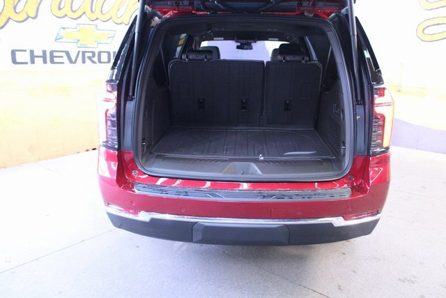 New 2026 Chevrolet Suburban LT w/ Comfort Package image 13