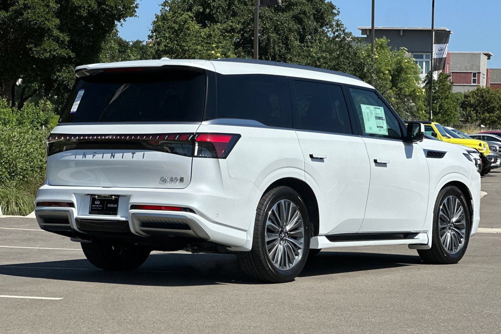 New 2026 INFINITI QX80 Luxe w/ Cargo Package AWD/4WD image 5