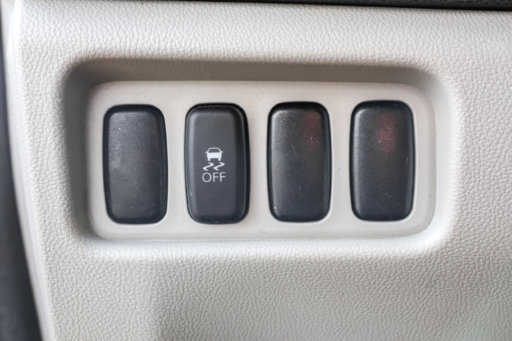 Used 2017 Mitsubishi Outlander Sport ES FWD image 14