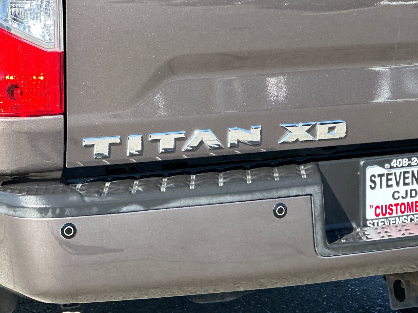 Used 2018 Nissan Titan SV w/ SV Convenience Package AWD/4WD image 26