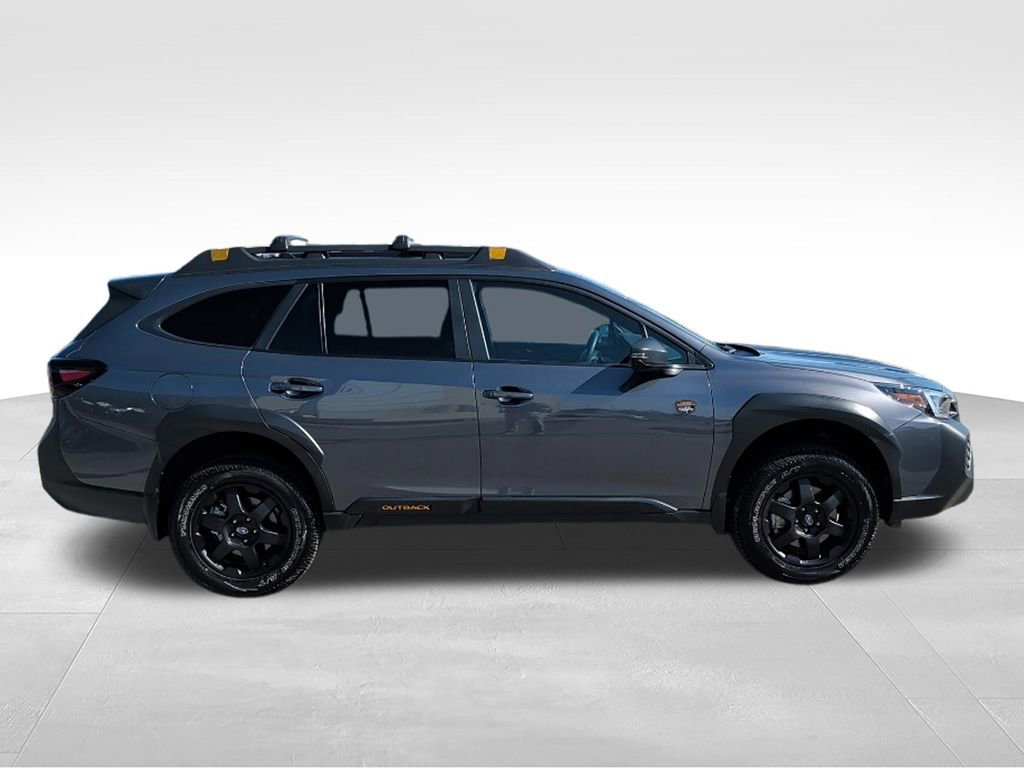 Used 2025 Subaru Outback Wilderness AWD/4WD image 4
