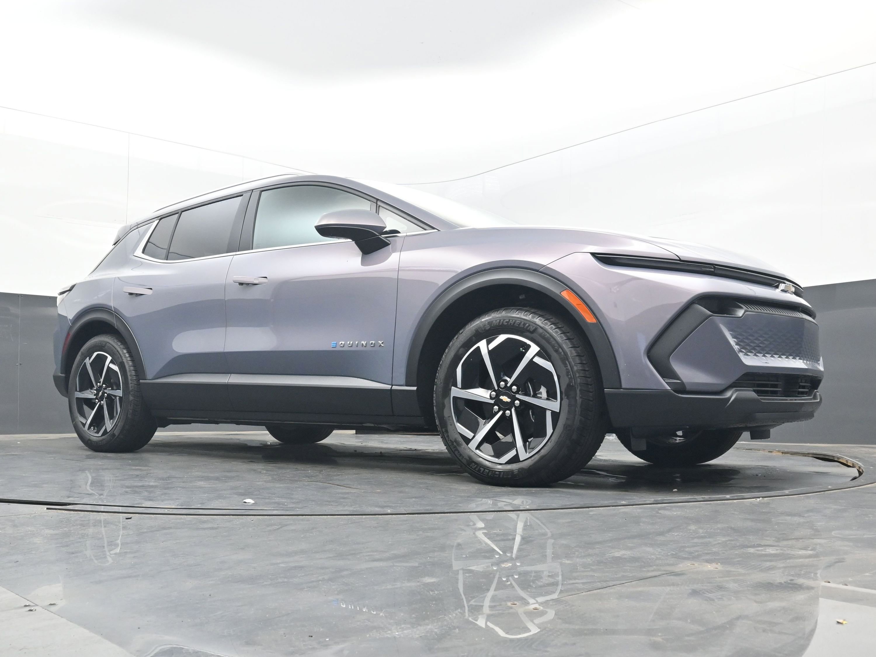 New 2026 Chevrolet Equinox EV LT image 24