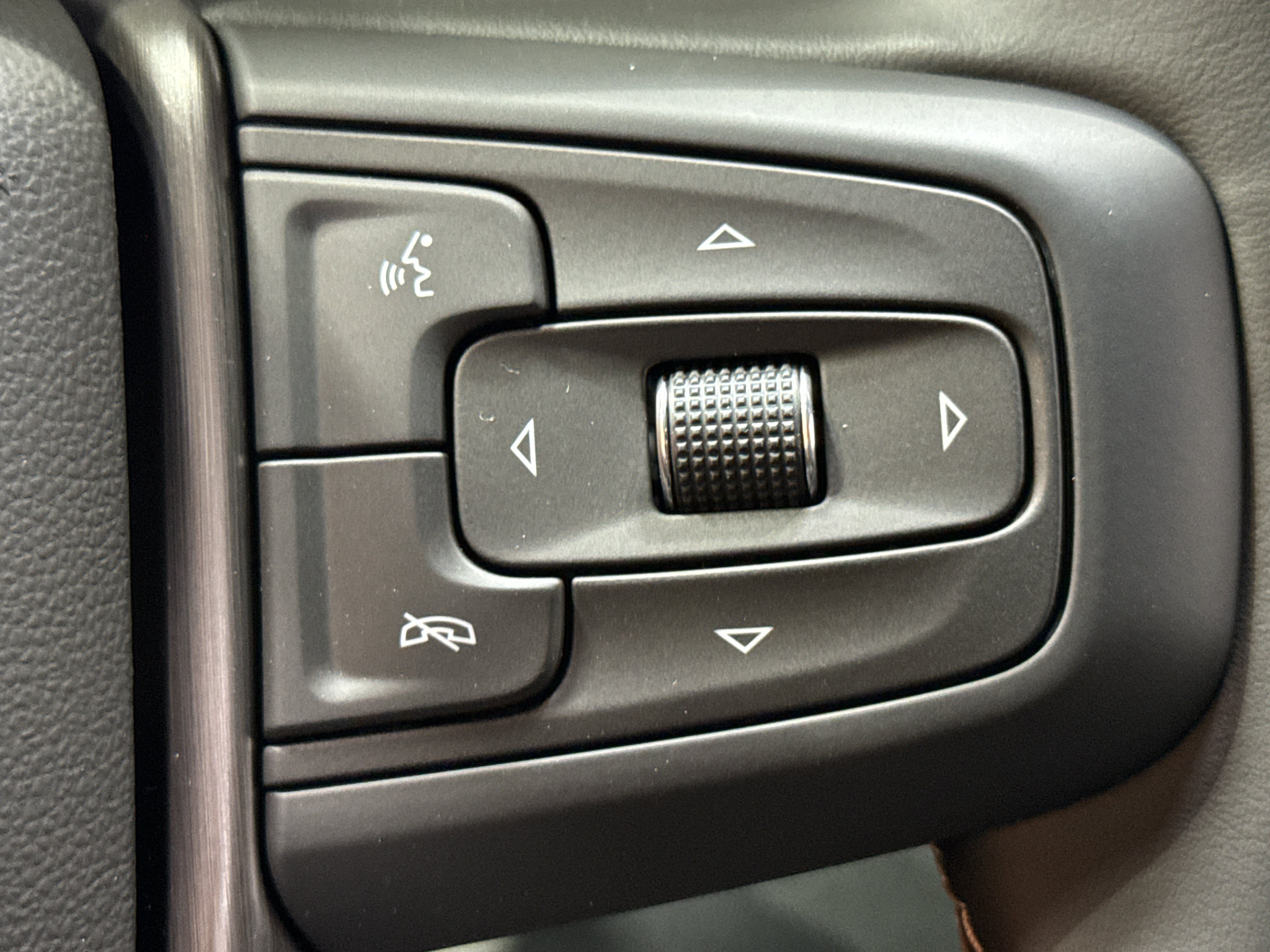 New 2026 GMC Sierra 2500 AT4 w/ AT4 Premium Plus Package AWD/4WD image 31