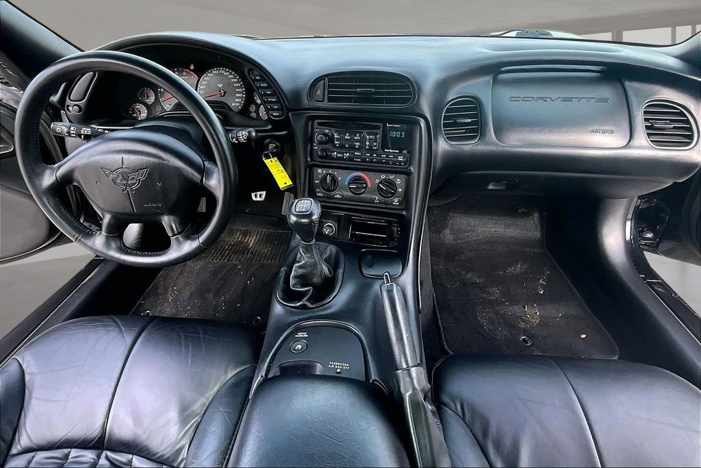 Used 2002 Chevrolet Corvette Base image 7
