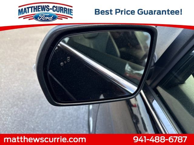 Certified 2020 Ford Edge Titanium AWD/4WD image 8