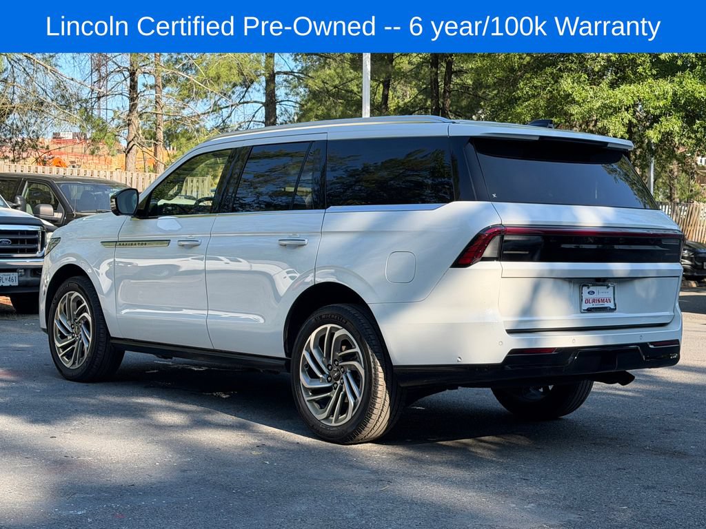 Certified 2025 Lincoln Navigator Reserve AWD/4WD image 5