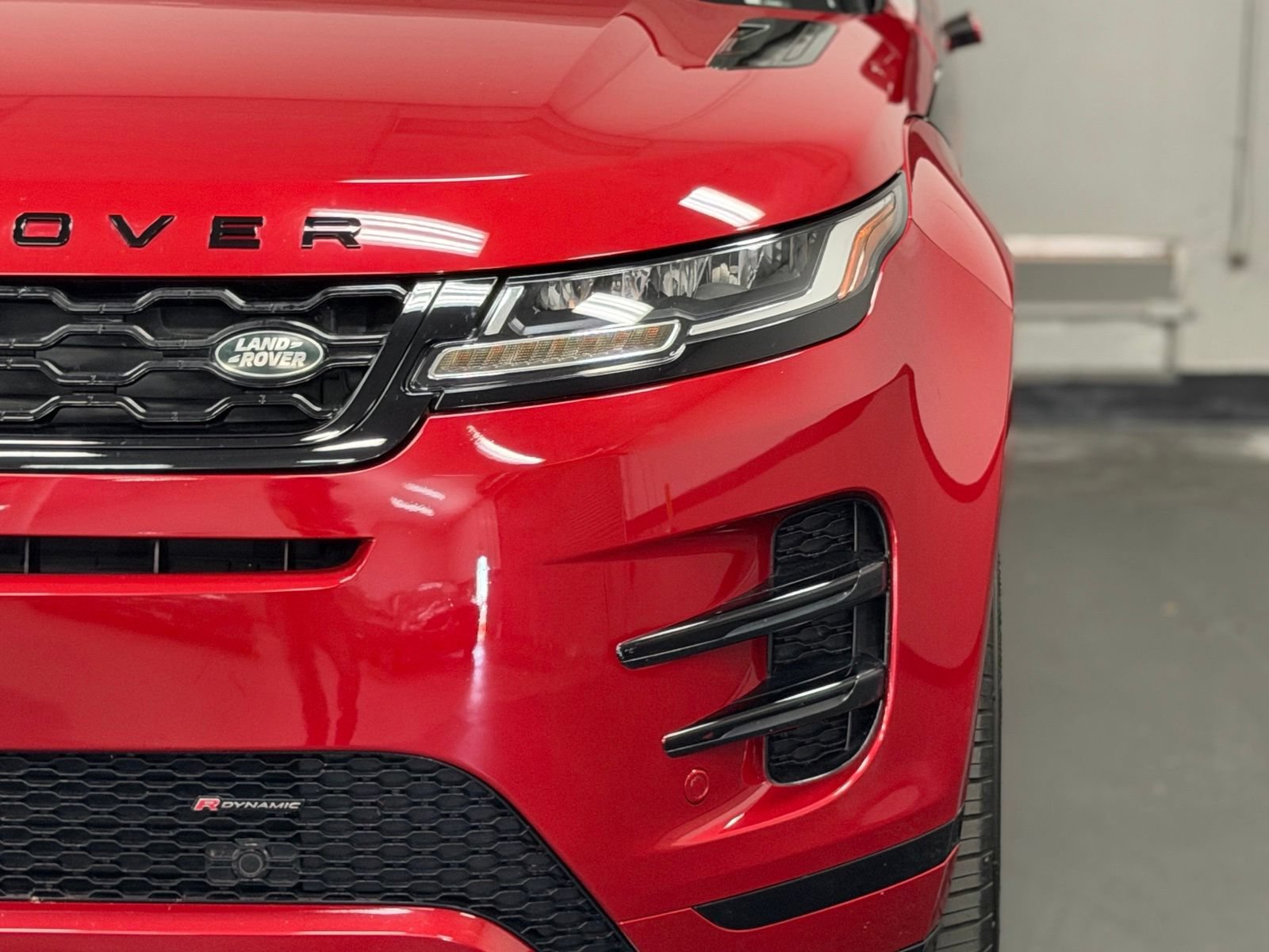 Used 2022 Land Rover Range Rover Evoque R-Dynamic S AWD/4WD image 6