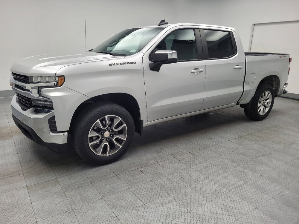 Used 2022 Chevrolet Silverado 1500 LT AWD/4WD image 2