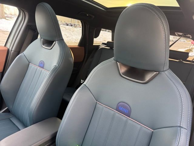 Certified 2025 MINI Cooper Countryman S AWD/4WD image 18