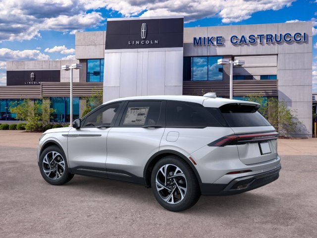 New 2026 Lincoln Nautilus Premier AWD/4WD image 4