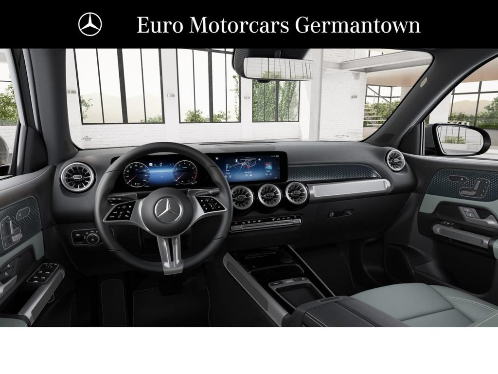 New 2026 Mercedes-Benz GLB 250 4MATIC image 3