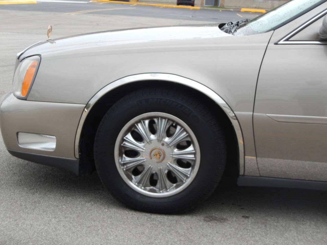 Used 2002 Cadillac De Ville FWD image 13